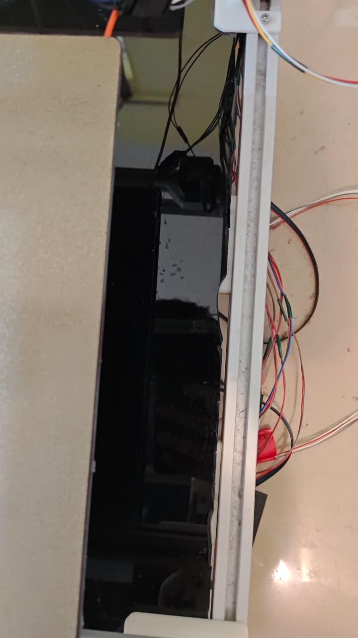 Acrylic sheet bad edge1